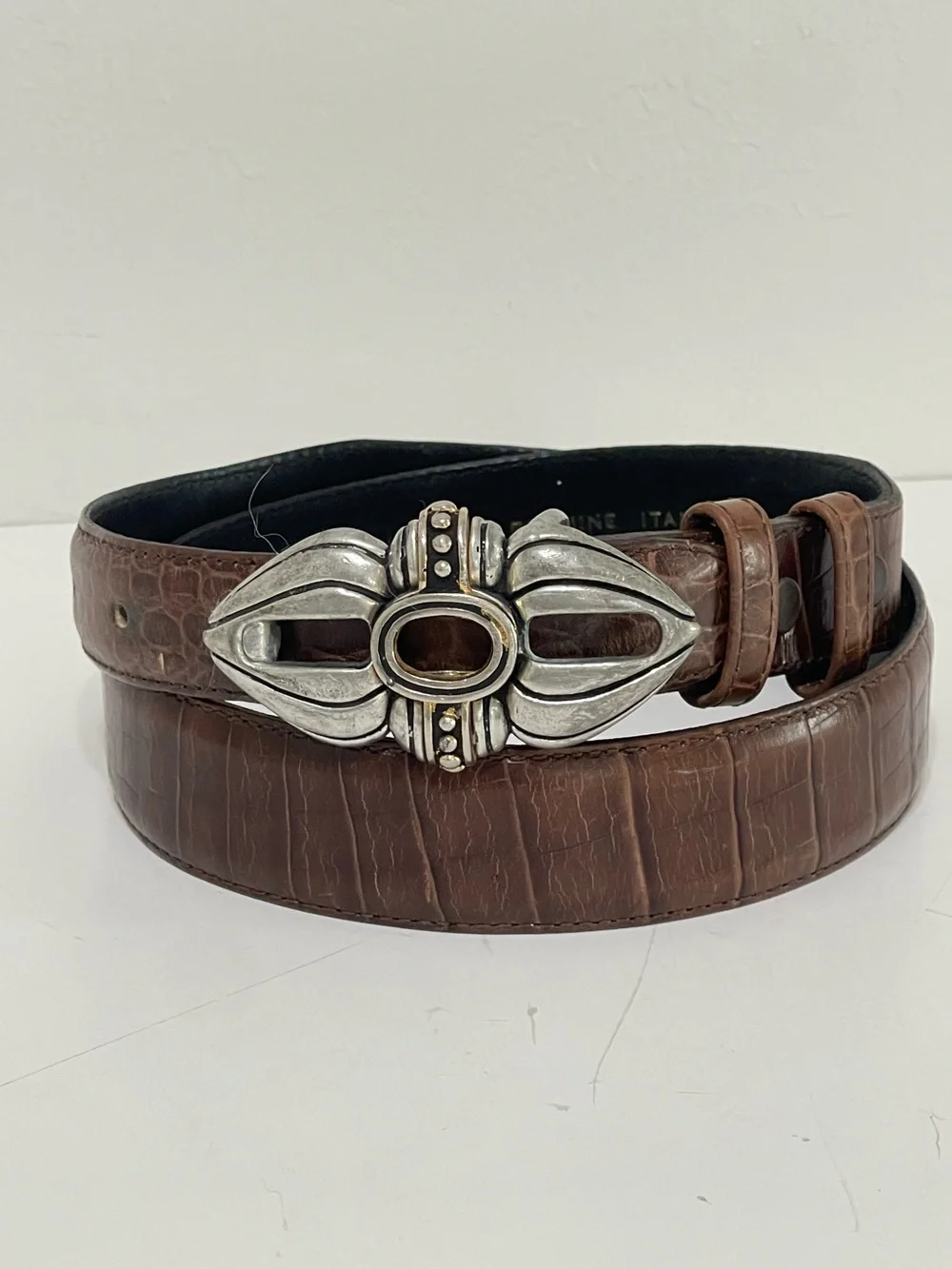 Vintage Vicenza Genuine Italian Calfskin Croc Embossed Belt Ornate Buckle Sz 28